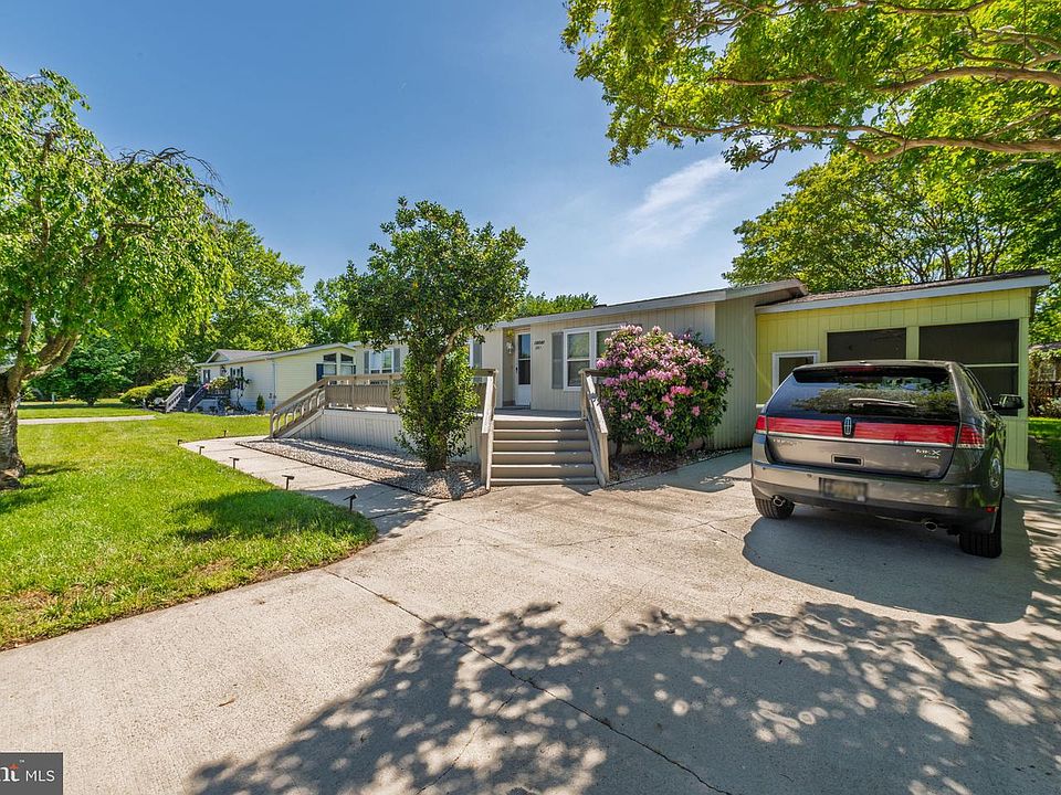 1st image of 18540 Big Burn Ln