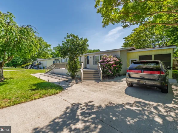 18540 Big Burn Ln, Rehoboth Beach, DE 19971