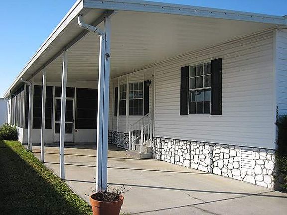 2nd image of 7906 Gun Cay Ave