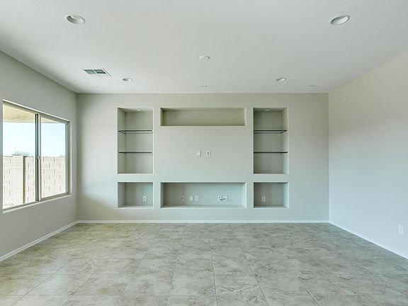 4th image of 5683 W Heritage Way