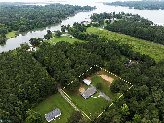 5th image of 591 Possum Point Rd
