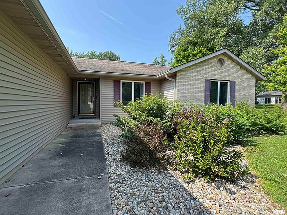 3rd image of 8050 Little Eagle Dr