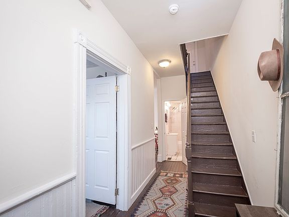 3rd image of 610 N 28th St