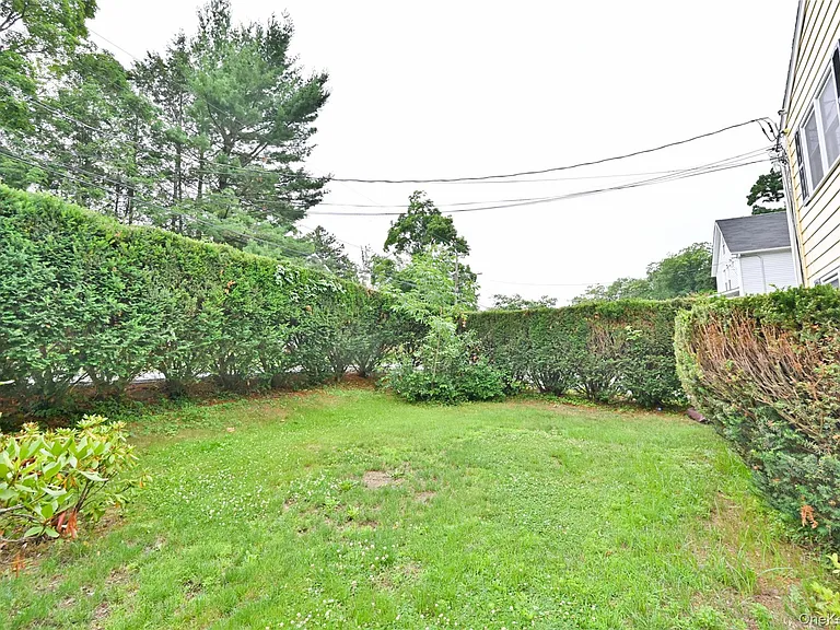 46 Robinson Ave #2 — Photo 21