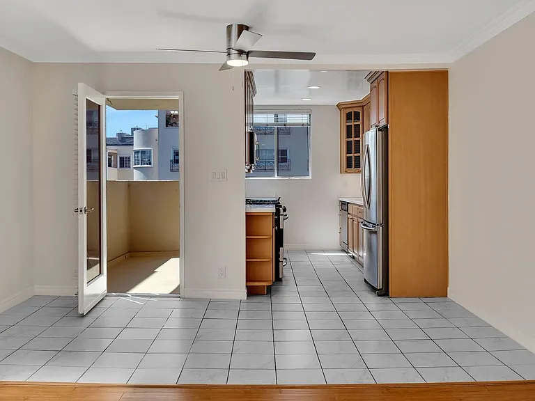 432 N Palm Dr — Photo 6