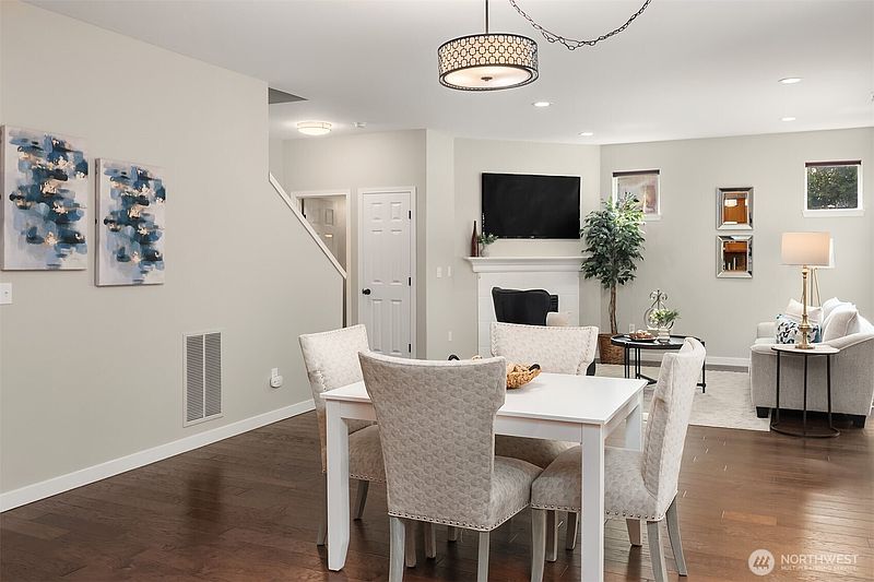 5th image of 23220 27th Drive SE