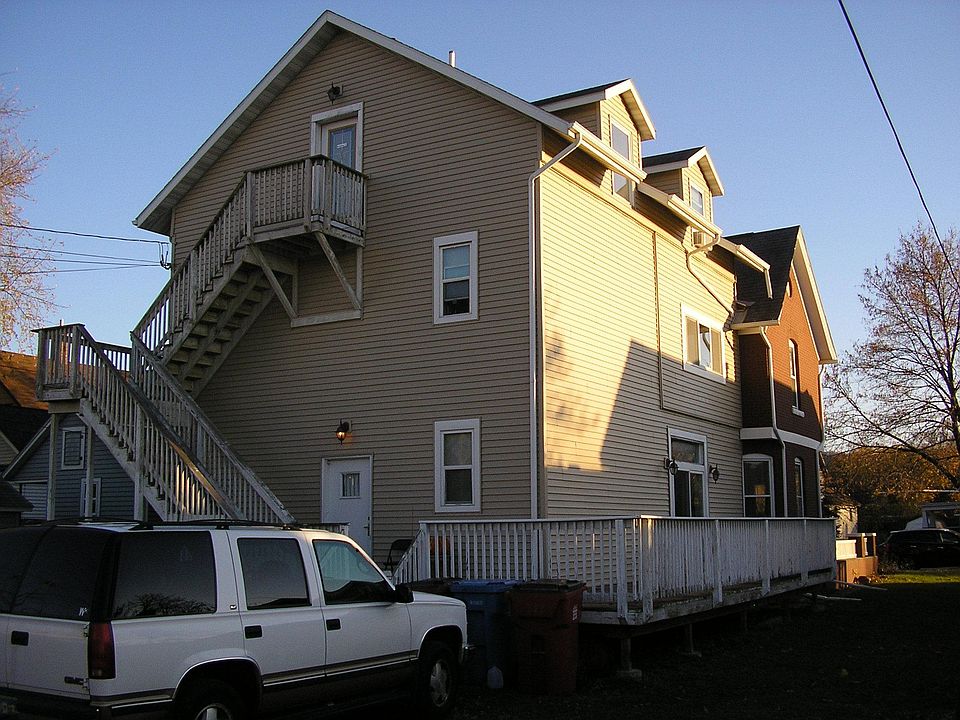 1st image of 536 W 5th St