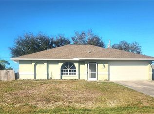 1822 NW 8th Pl, Cape Coral, FL 33993