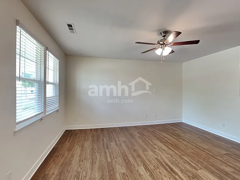 5083 Trailwater Dr — Photo 7