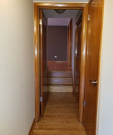 4th image of 6401 S Oak Park Ave
