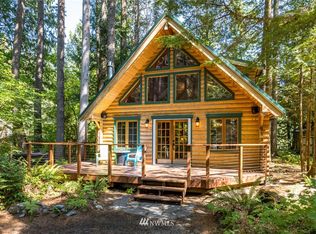 13016 Crystal Ln, Glacier, WA 98244