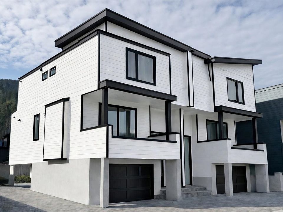 1st image of 1006 Phare Cres