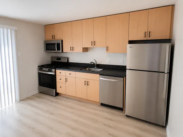 1823 Charles Ct, Charlottesville, VA 22911