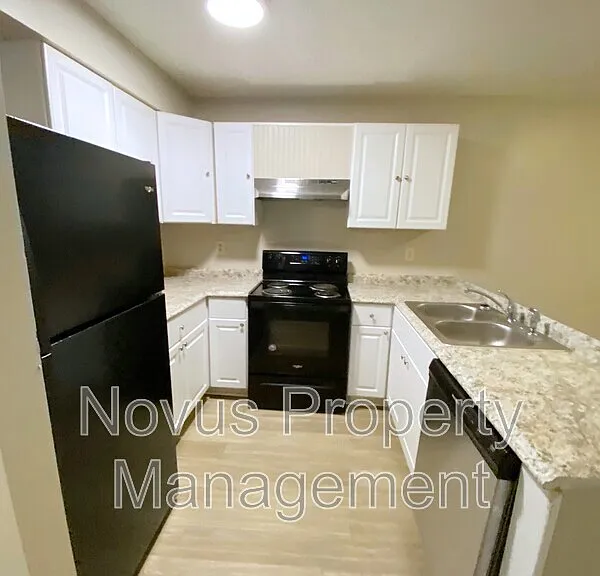 124 Bowen St #H — Photo 5