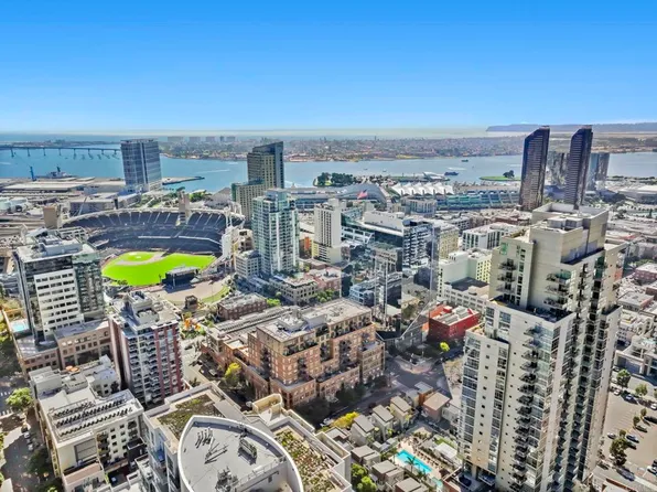 501 8th Ave #Townhouse 111, San Diego, CA 92101