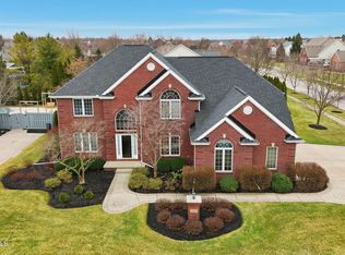 8753 N Stone Mill Rd, Sylvania, OH 43560