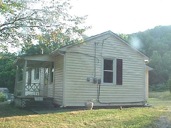 3rd image of 41 Mechanics Cir