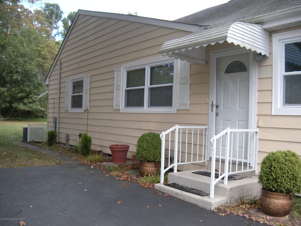 1st image of 19 Lafayette Drive #A