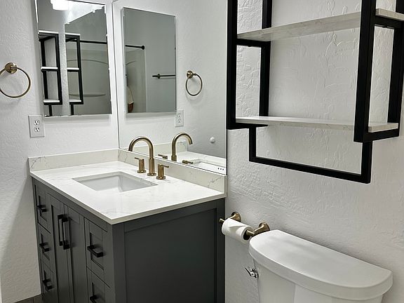 5th image of 34948 N 30th Ave