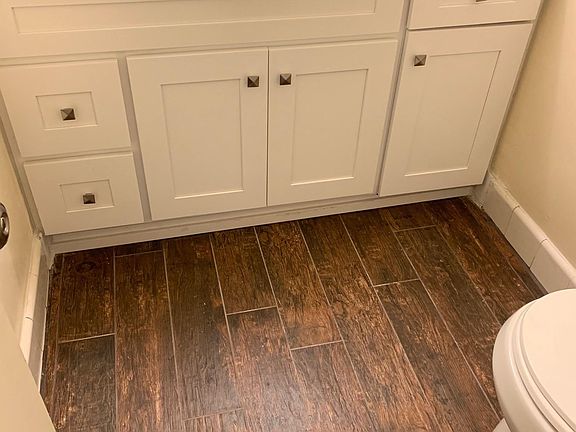 4th image of 531 N Jackson St #2