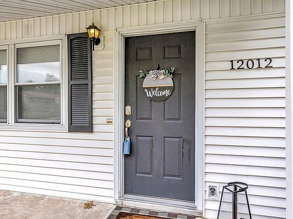 2nd image of 12012 Colonial Dr