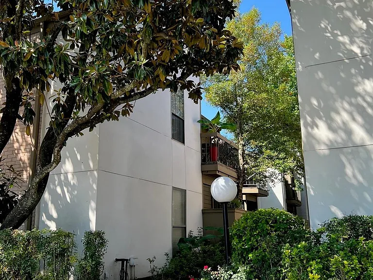 10047 Westpark Dr #72 — Photo 13