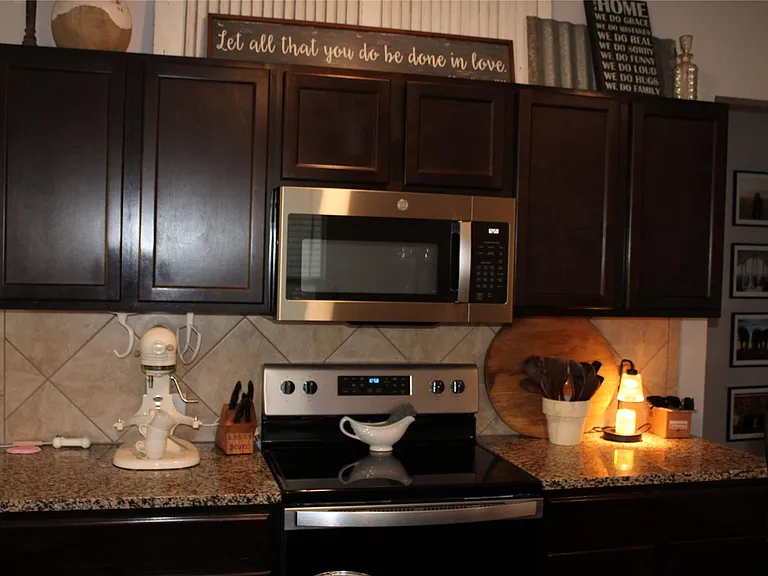 12217 Riprap Dr — Photo 4