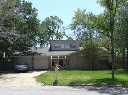 1st image of 7806 Stonewall Ct