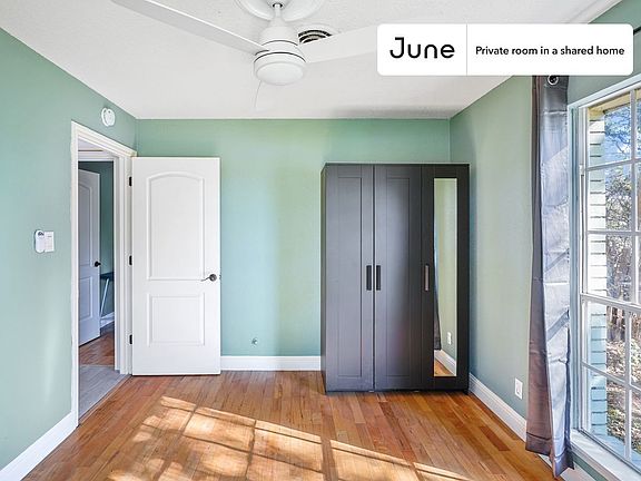 3rd image of 4603 Lennox Dr #3-C