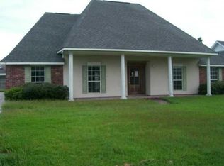 123 Bayou Estates Dr, Des Allemands, LA 70030