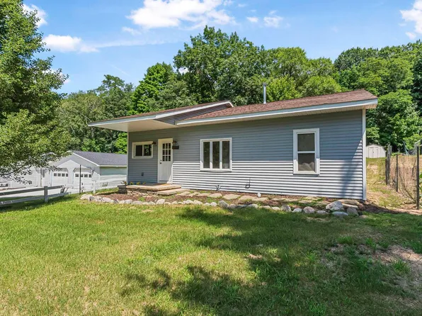 3760 Five Mile Rd, Traverse City, MI 49686