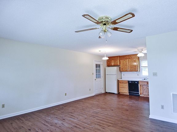 4th image of 3711 Dorothys Ln