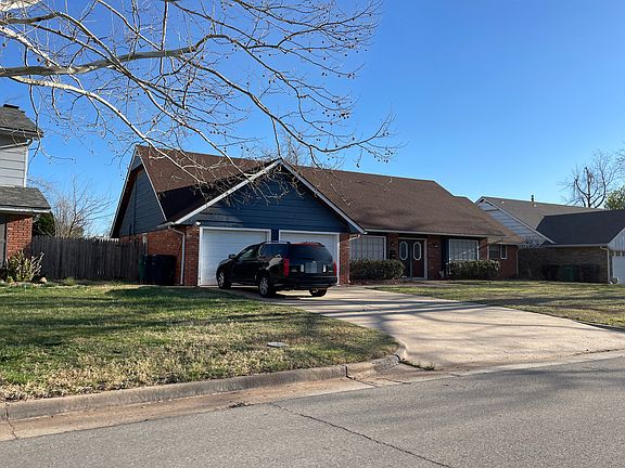 3rd image of 2409 NW 113th St