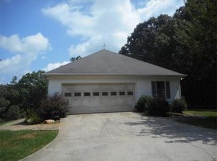 289 Pathfinder Ln, Dahlonega, GA 30533