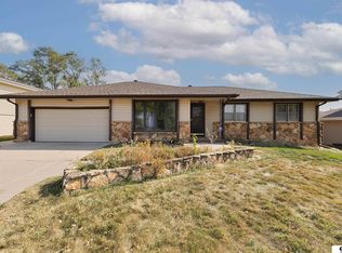 8305 S 45th Ave, Omaha, NE 68157