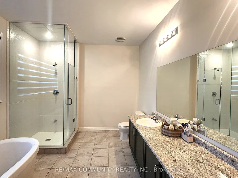 58 Catering Rd #MAIN — Photo 23