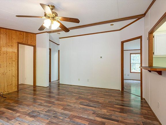 5th image of 660 Burkettville Road
