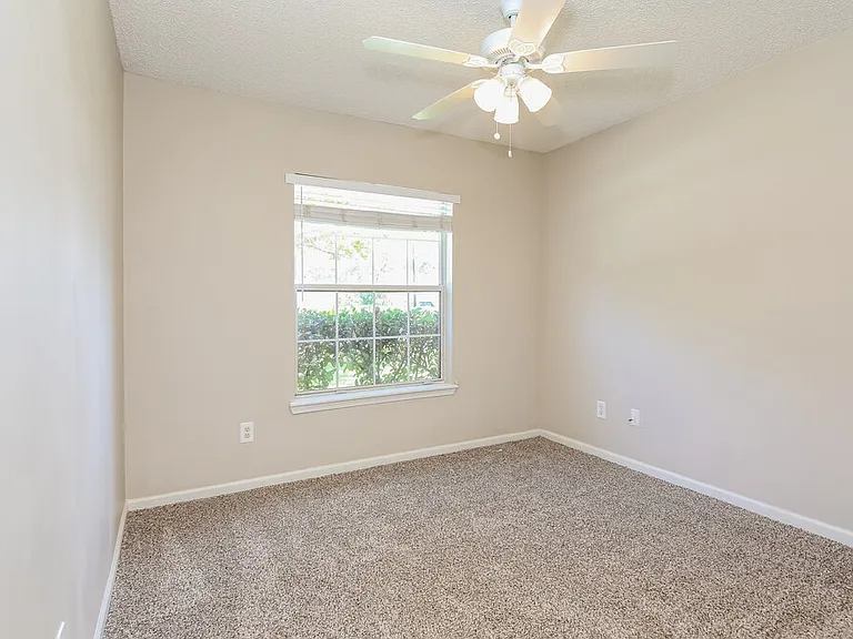 7533 International Village Dr — Photo 13