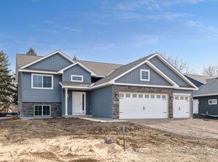 6502 Dale Cir SW, Waverly, MN 55390
