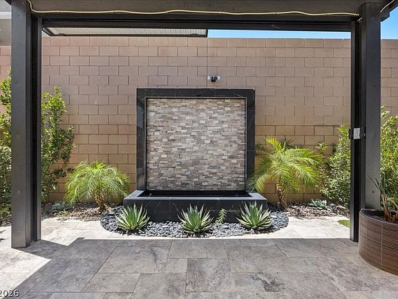 3rd image of 8971 Coastal Oaks St
