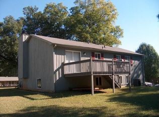 154 Castleair Dr NE, Kennesaw, GA 30144