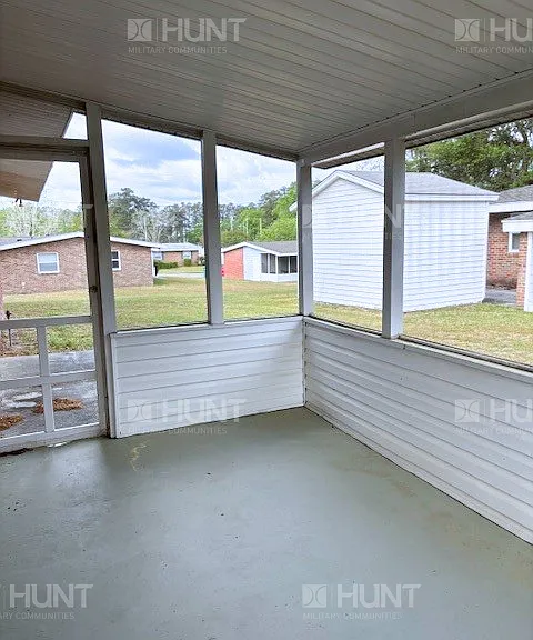 119 Foxglove St — Photo 10