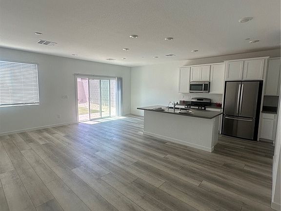 2nd image of 9583 Noah Pointe Ave
