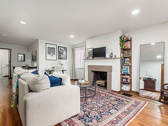 2nd image of 1655 Northwest Blvd #B