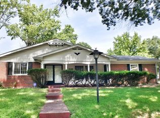 3183 New Castle Dr, Florissant, MO