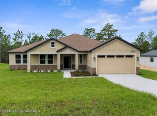 15204 Mount Sparrow Rd, Weeki Wachee, FL 34614