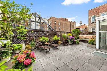 17 Cornelia Street, #PH3C