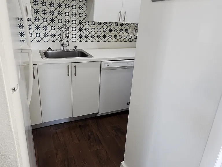 5995 Biscayne Blvd #404 — Photo 8