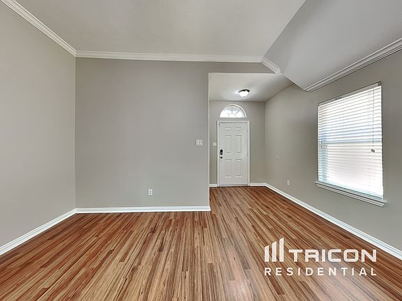 3rd image of 2906 Chaplin Place Dr
