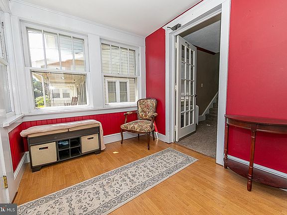 2nd image of 316 Hazel Ave